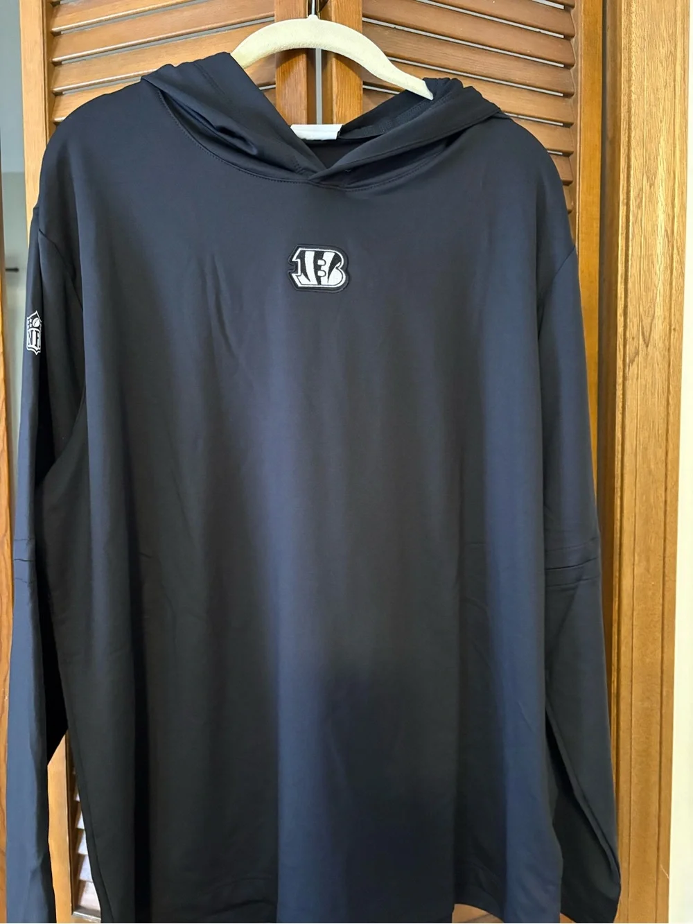 NFL Bengals On Field Women’s elevated Hooded Crewneck w/embroidered logo